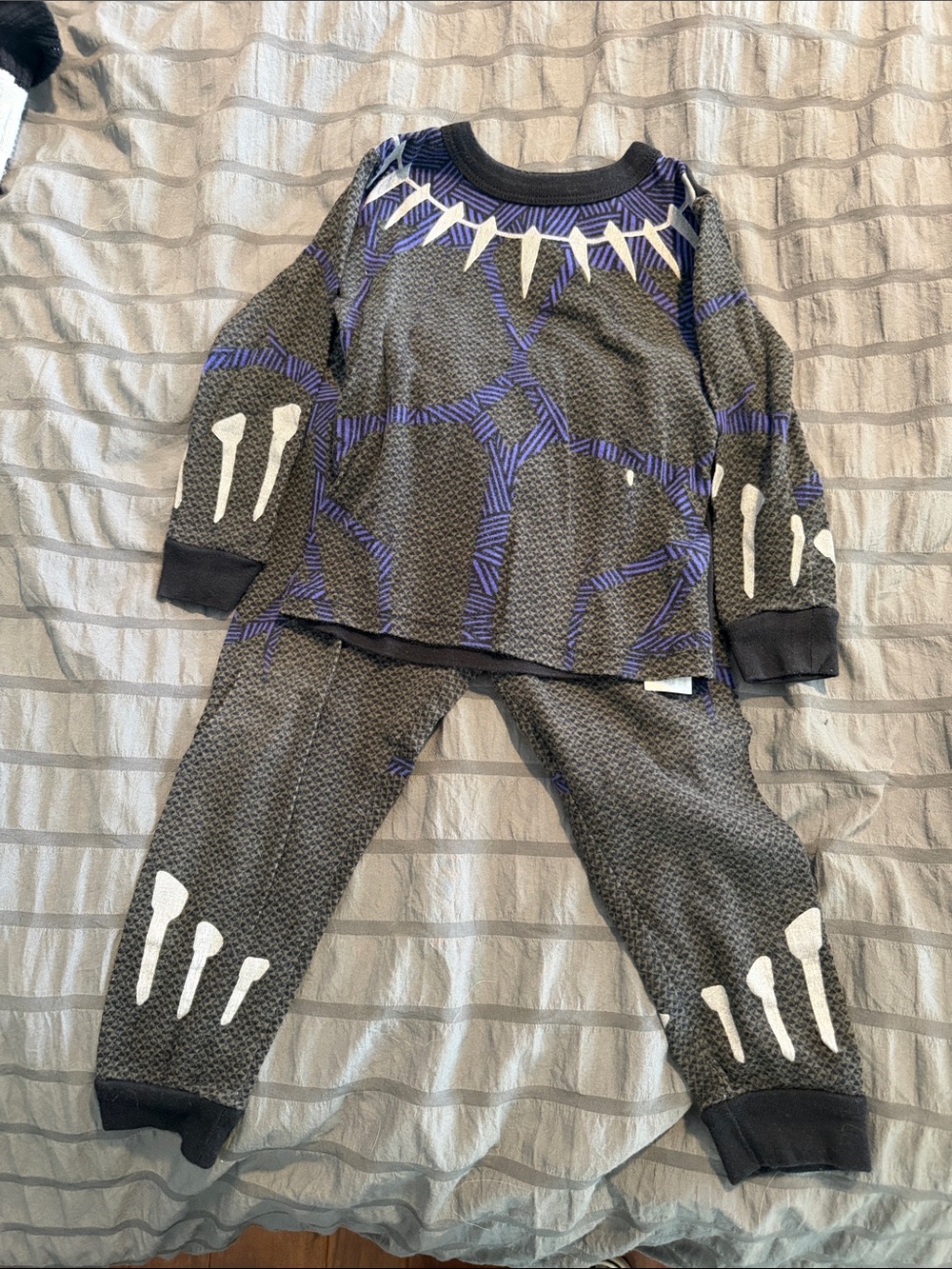 Marvel Black and Purple Panther-Inspired Kids Pajama Costume Set - Picture 1 of 1